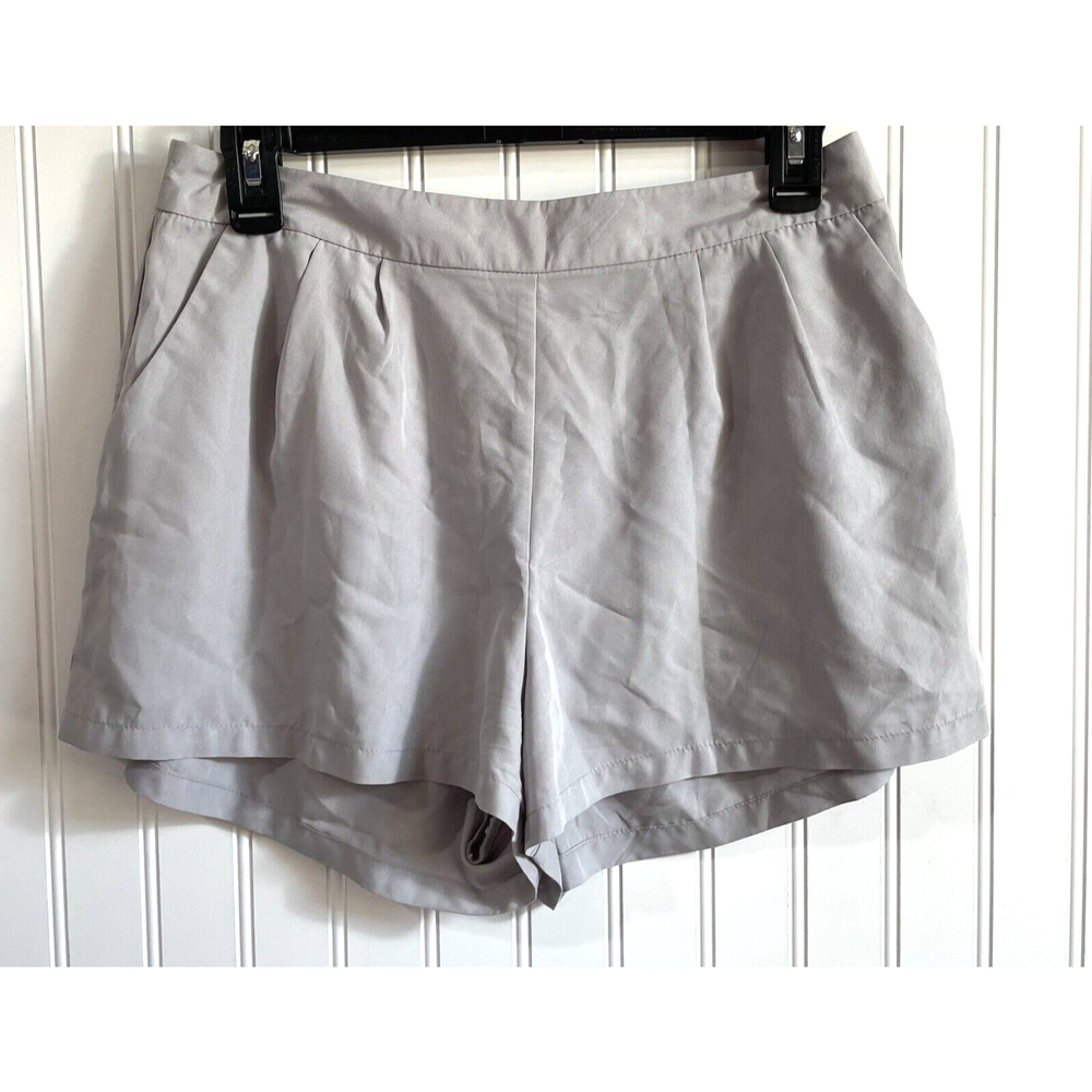 Forever21  Womens Medium Gray Front Slant Pockets Short‎ Shorts Night Out Casual